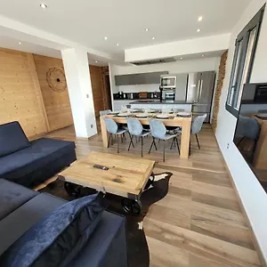 Apartment En 4 Etoiles, Huez
